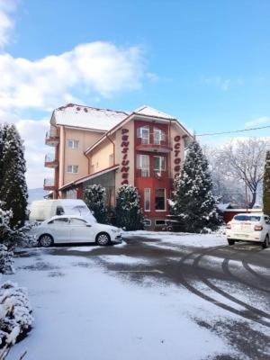 Pensiunea Octogon Piatra Neamţ Buitenkant foto